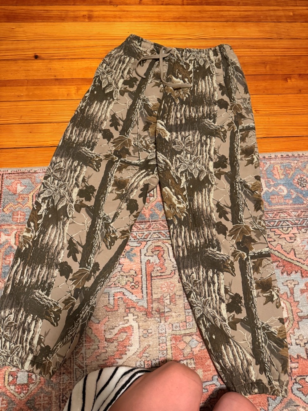 SKIMS Olive and Tan Camouflage-Print Joggers
